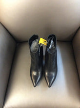 Load image into Gallery viewer, nine west 6.5 Ankle Boots