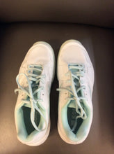 Load image into Gallery viewer, 8.5 K Swiss Sneakers