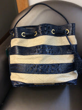 Load image into Gallery viewer, Brahmin handbag
