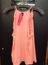 Load image into Gallery viewer, Lilly Pulitzer Size m Peach jersey
