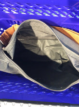 Load image into Gallery viewer, LongChamp crossbody