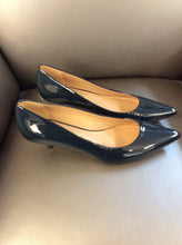 Load image into Gallery viewer, calvin klein 7.5 Pumps