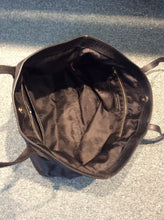 Load image into Gallery viewer, Tory Burch tote
