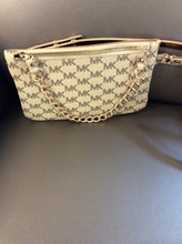 Load image into Gallery viewer, Michael Kors crossbody