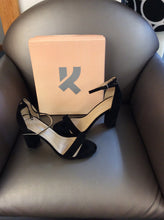 Load image into Gallery viewer, 7 Koi heels