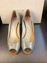 Load image into Gallery viewer, Jimmy Choo Size 9.5 Silver Shoes