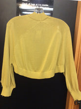 Load image into Gallery viewer, Size M Sweater