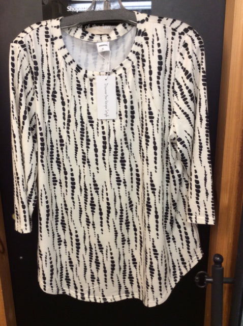 Size xl black/white jersey