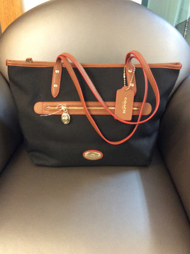 Coach tote
