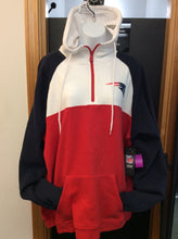 Load image into Gallery viewer, NFL team Size L athletic top
