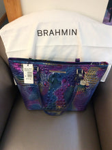 Load image into Gallery viewer, Brahmin handbag