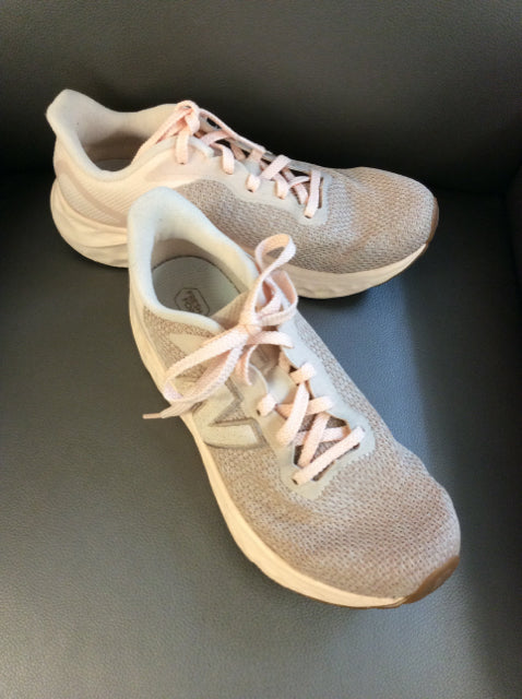 8 New Balance Sneakers