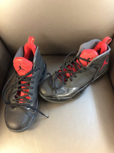 Nike Size 9 Black/Red Men's - sneakers