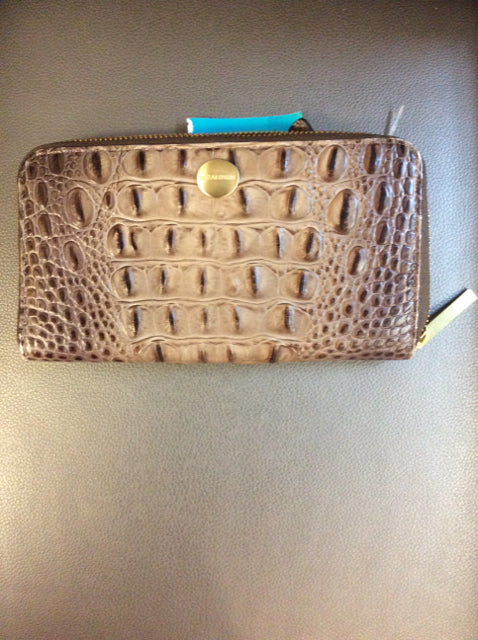 Brahmin taupe Wallet