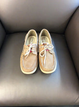 Load image into Gallery viewer, 8 Sperry Loafers