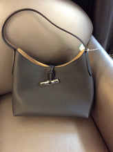 Load image into Gallery viewer, LongChamp handbag