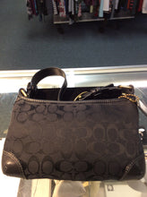 Load image into Gallery viewer, Coach handbag