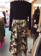 Load image into Gallery viewer, Size 16 Adrianna Papell Gown/Evening Wear
