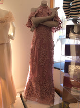 Load image into Gallery viewer, Size 10 MGNY Gown/Evening Wear