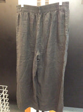 Load image into Gallery viewer, Size L tahari Pants