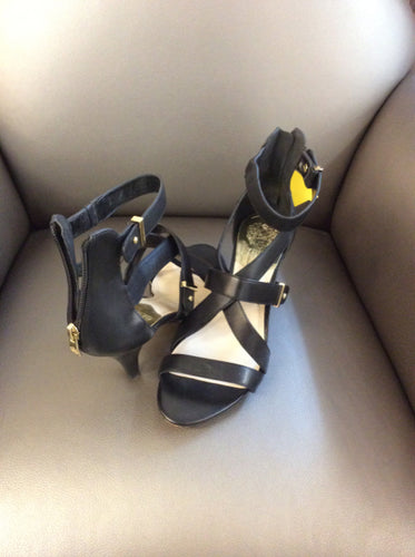 8.5 vince camuto Sandals