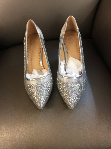 C Size 8.5 Silver Shoes