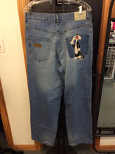 Load image into Gallery viewer, HISTORY Size 34 denim mens jeans