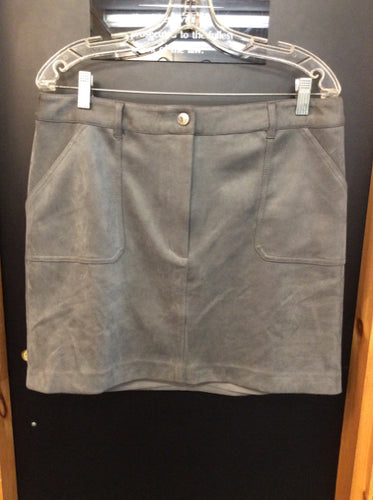 Size 12 white house black market Skirt