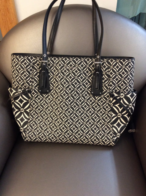 Michael Kors tote
