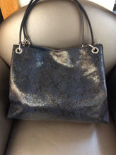 Load image into Gallery viewer, Michael Kors handbag