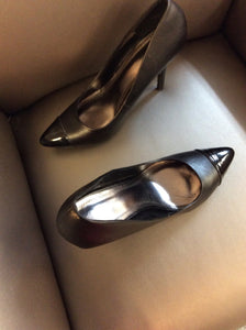 10 heels