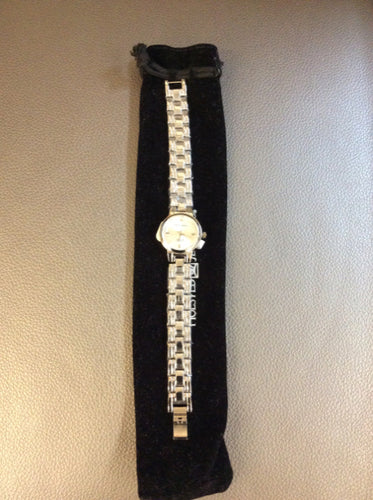 Wristwatch silvtone