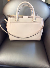 Load image into Gallery viewer, Michael Kors handbag