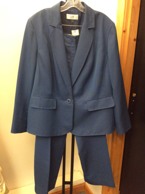 Size 22 Le Suit 2PC Ensemble