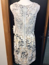 Load image into Gallery viewer, Size M Kensie Dress