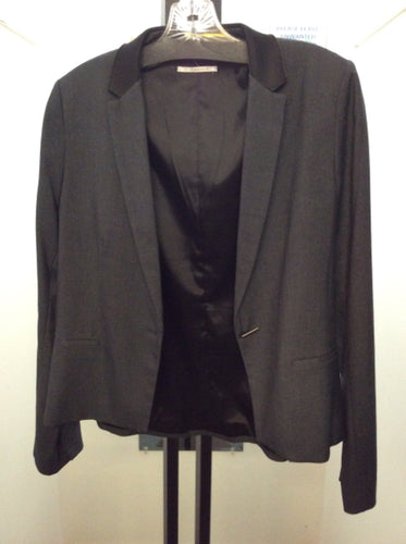 Size 8 tahari blazer
