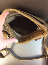 Load image into Gallery viewer, Brahmin crossbody