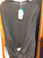Load image into Gallery viewer, loveriche Size L Charcoal jersey