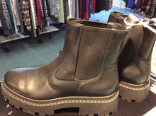 Load image into Gallery viewer, 9 ash Boots