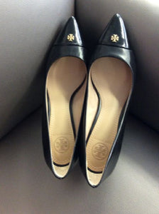 Tory Burch Size 6 Black Shoes